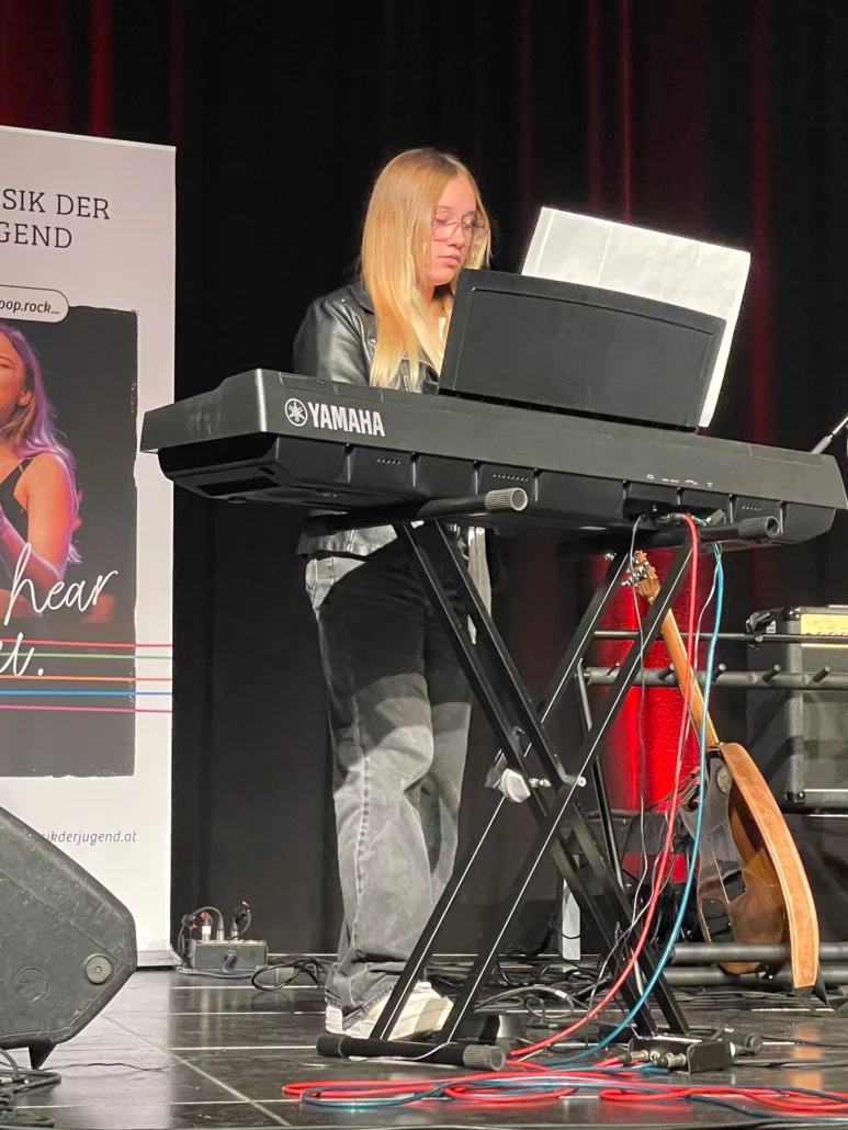 BON2 erspielt SILBER bei Bundeswettbewerb podium.jazz.pop.rock 24 IJWQ5445