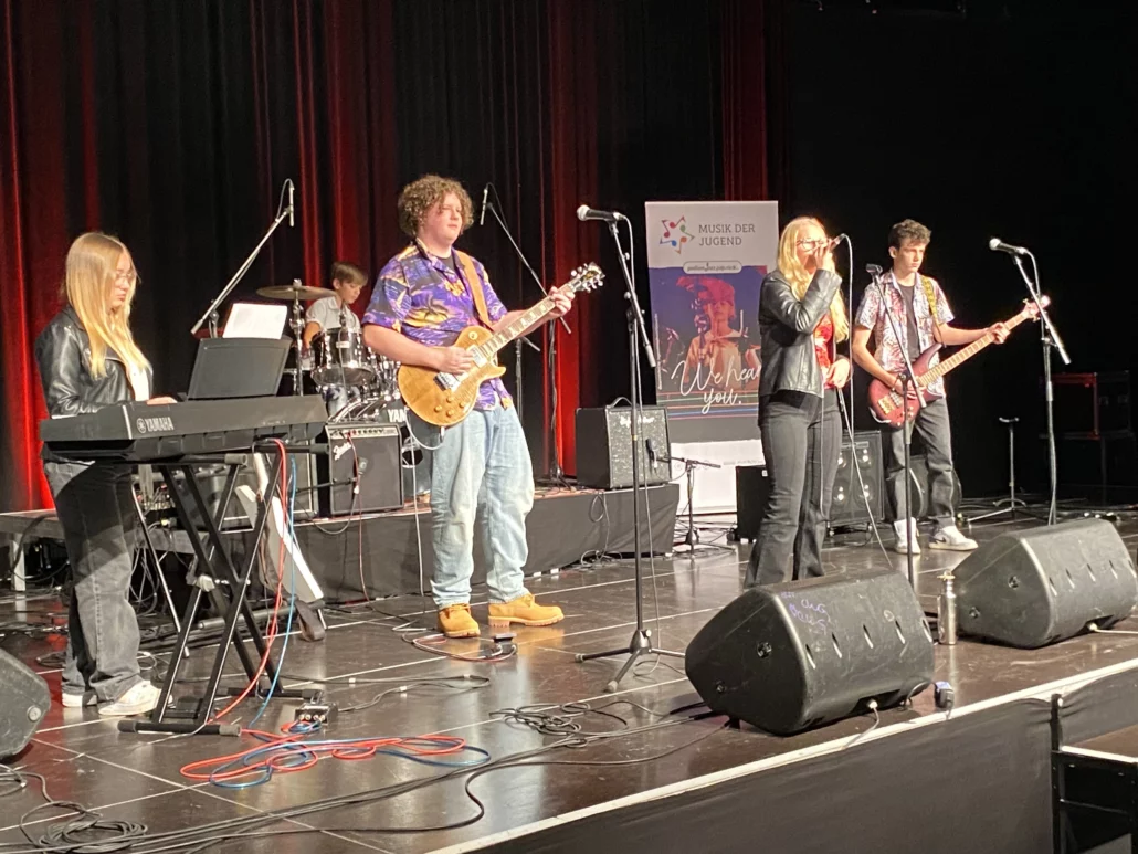 BON2 erspielt SILBER bei Bundeswettbewerb podium.jazz.pop.rock 22 IMG 9094