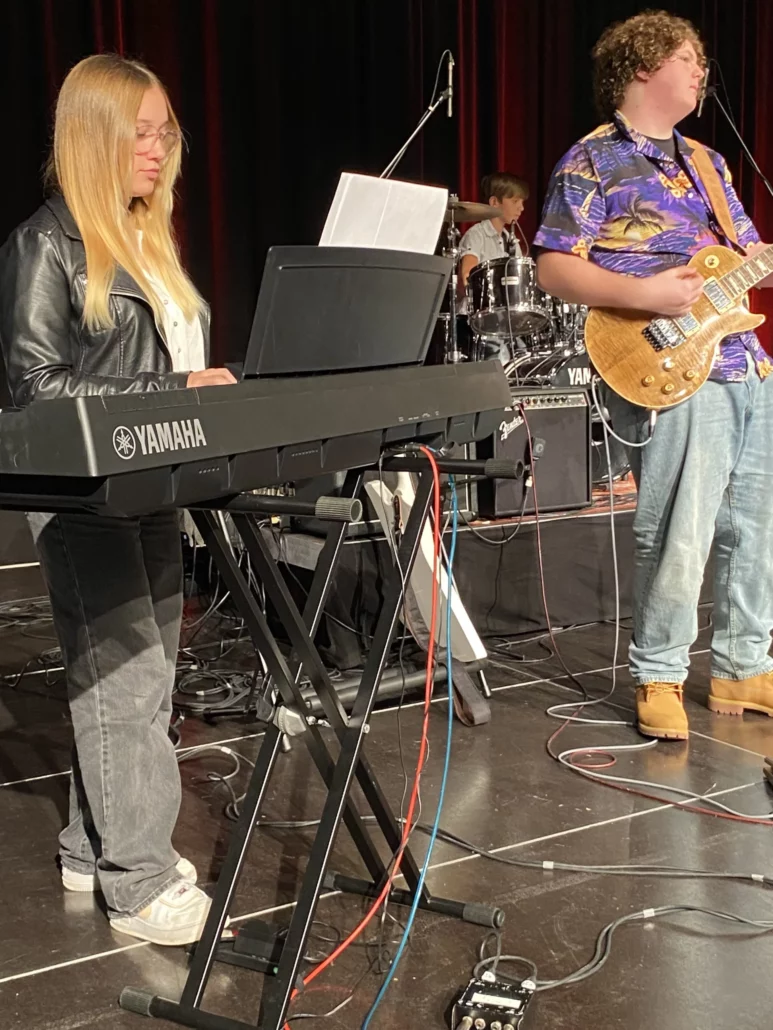 BON2 erspielt SILBER bei Bundeswettbewerb podium.jazz.pop.rock 18 IMG 9099 scaled e1760534114799
