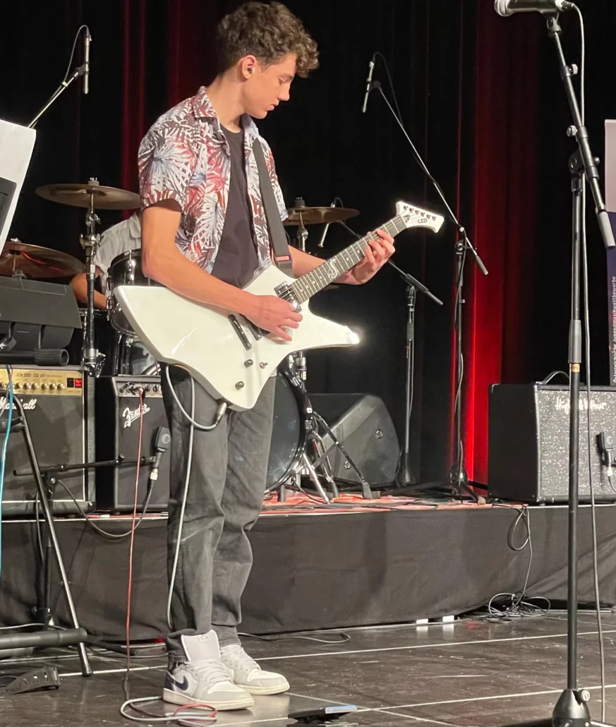 BON2 erspielt SILBER bei Bundeswettbewerb podium.jazz.pop.rock 7 PSZW1246 scaled e1760534000911