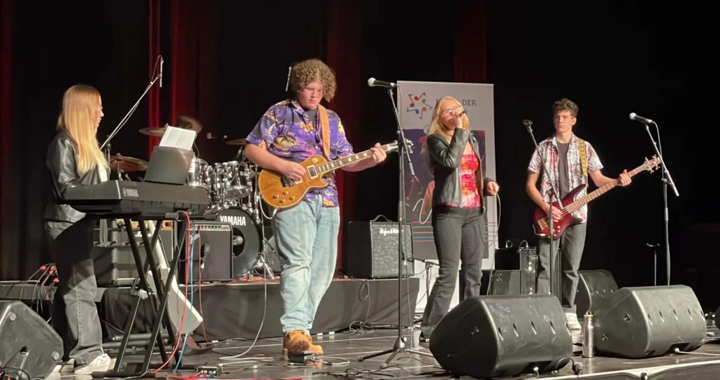 BON2 erspielt SILBER bei Bundeswettbewerb podium.jazz.pop.rock 5 THWK2704