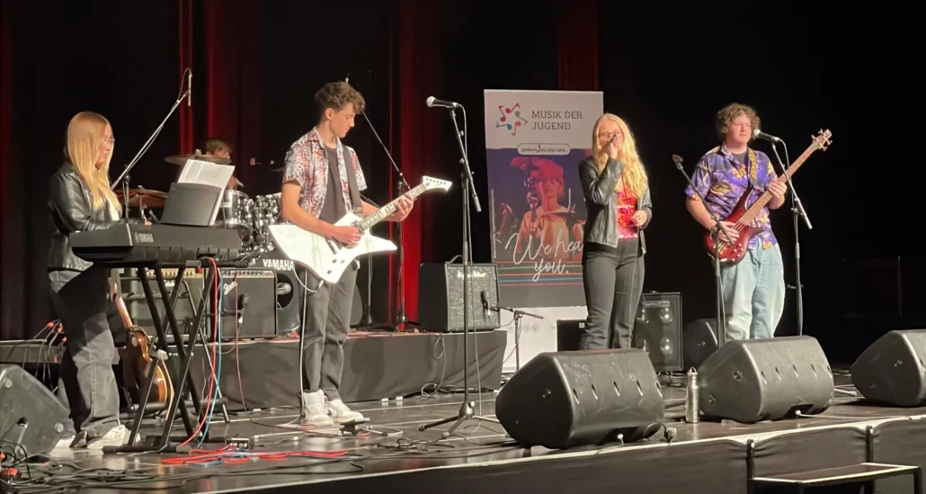 BON2 erspielt SILBER bei Bundeswettbewerb podium.jazz.pop.rock 4 TTKU7867